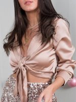 Blusa raso nudo